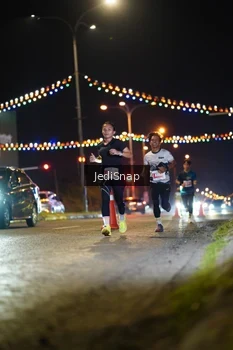 Runner Photo 4397593