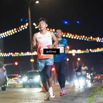 Runner Photo 4397594