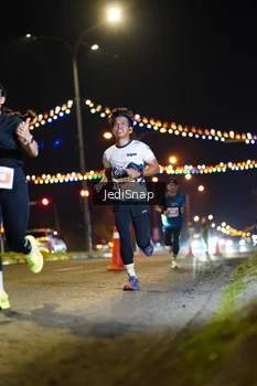 Runner Photo 4397618