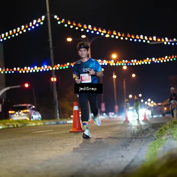 Runner Photo 4397642