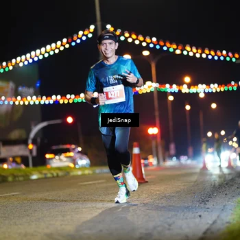 Runner Photo 4397675