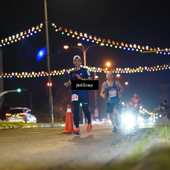 Runner Photo 4397680