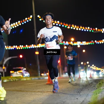 Runner Photo 4397689