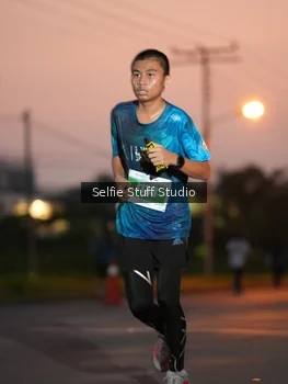 Runner Photo 4397711
