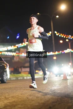 Runner Photo 4397823