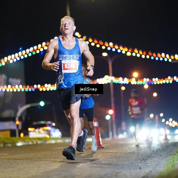 Runner Photo 4397883