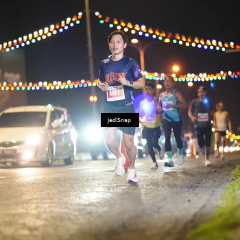 Runner Photo 4397910