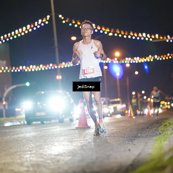 Runner Photo 4397973