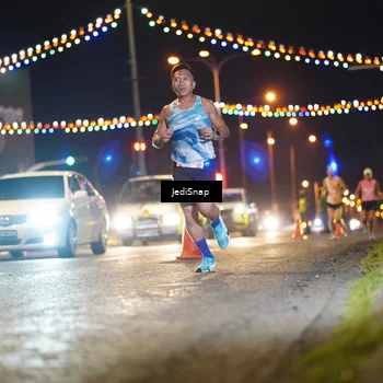 Runner Photo 4397997