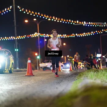 Runner Photo 4398215