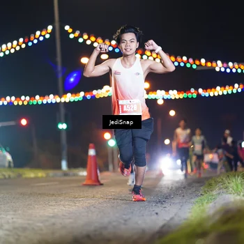 Runner Photo 4398245