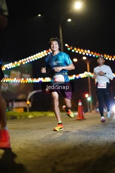 Runner Photo 4398347