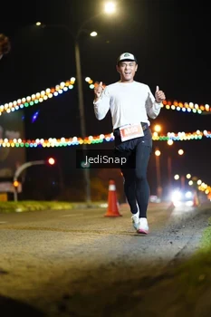 Runner Photo 4398355