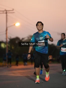 Runner Photo 4398357