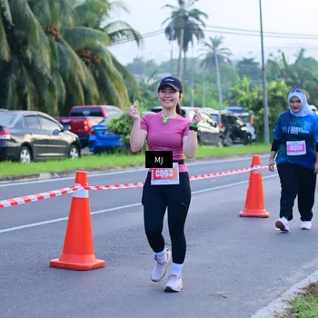 Runner Photo 4398393