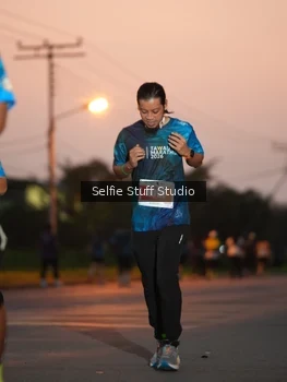Runner Photo 4398424