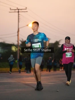 Runner Photo 4398770
