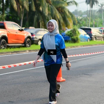 Runner Photo 4398993