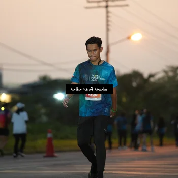 Runner Photo 4399050