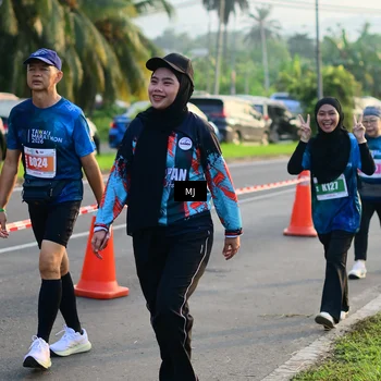 Runner Photo 4399058