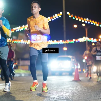 Runner Photo 4399061