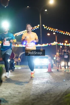 Runner Photo 4399068