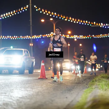 Runner Photo 4399073