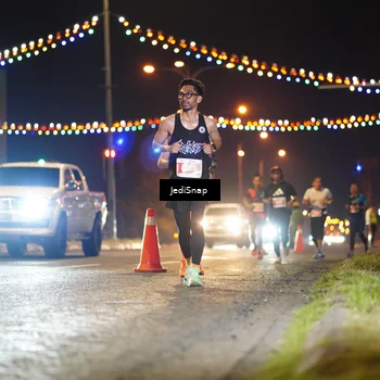 Runner Photo 4399074