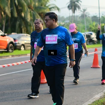 Runner Photo 4399179