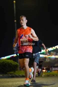Runner Photo 4399257