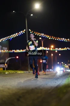 Runner Photo 4399333