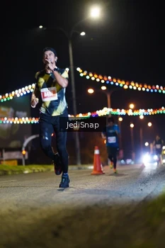 Runner Photo 4399352