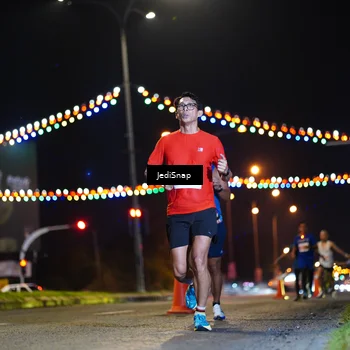 Runner Photo 4399442