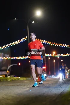 Runner Photo 4399465
