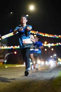 Runner Photo 4399537