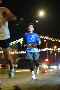 Runner Photo 4399540