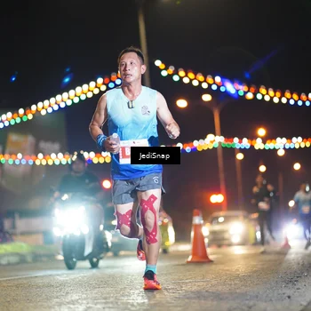 Runner Photo 4399576