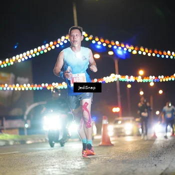 Runner Photo 4399594
