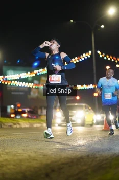 Runner Photo 4399624