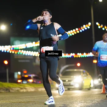 Runner Photo 4399627