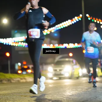 Runner Photo 4399648