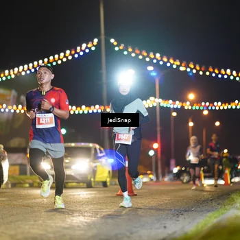 Runner Photo 4399649