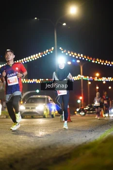 Runner Photo 4399662