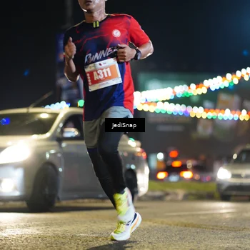 Runner Photo 4399670