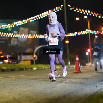 Runner Photo 4399692