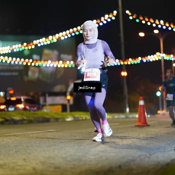 Runner Photo 4399705