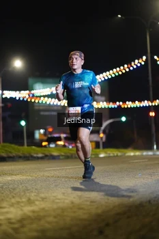 Runner Photo 4399750