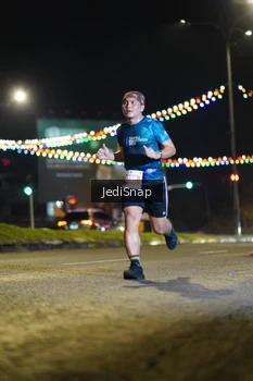 Runner Photo 4399754