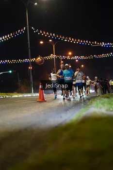 Runner Photo 4399772