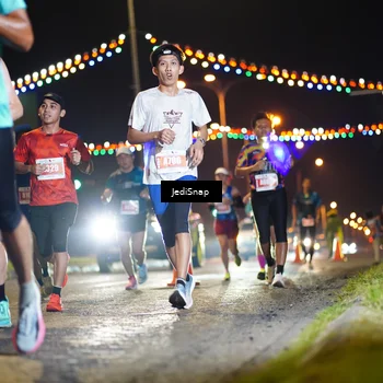 Runner Photo 4399843